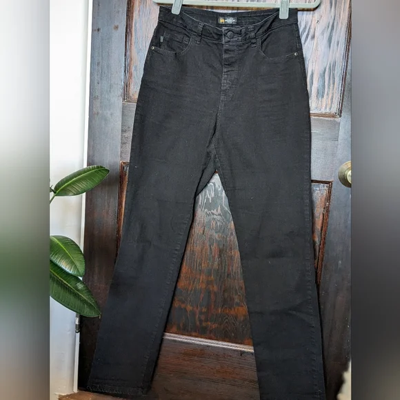 Lee Jeans | Women's High Rise Straight Leg Jeans - Picture 2 of 4